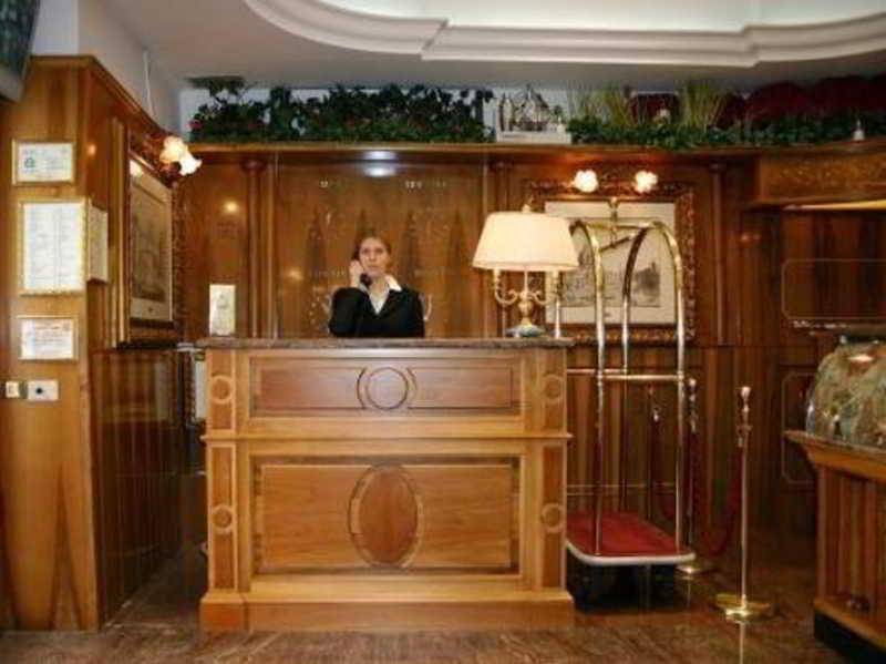 Les Chambres D'Or Рим Екстериор снимка